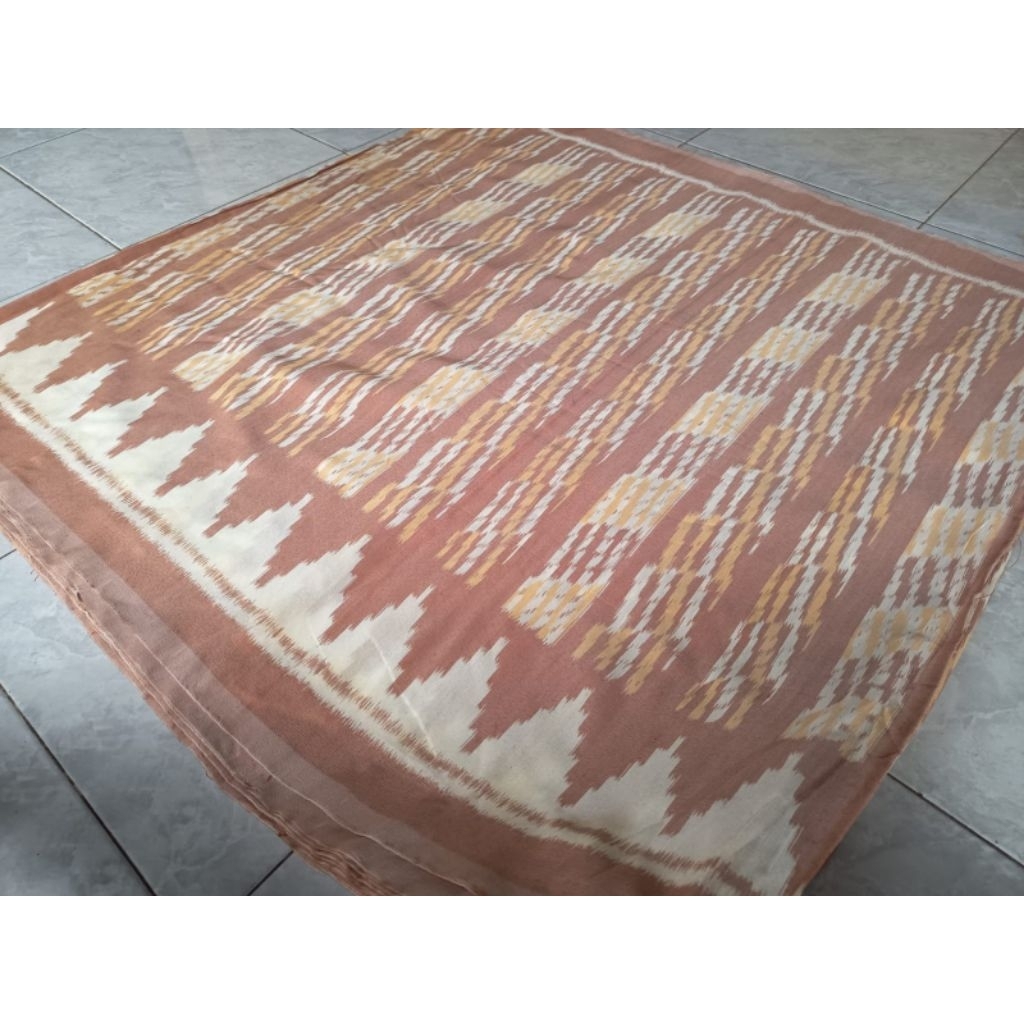 kain tenun meteran kalimantan