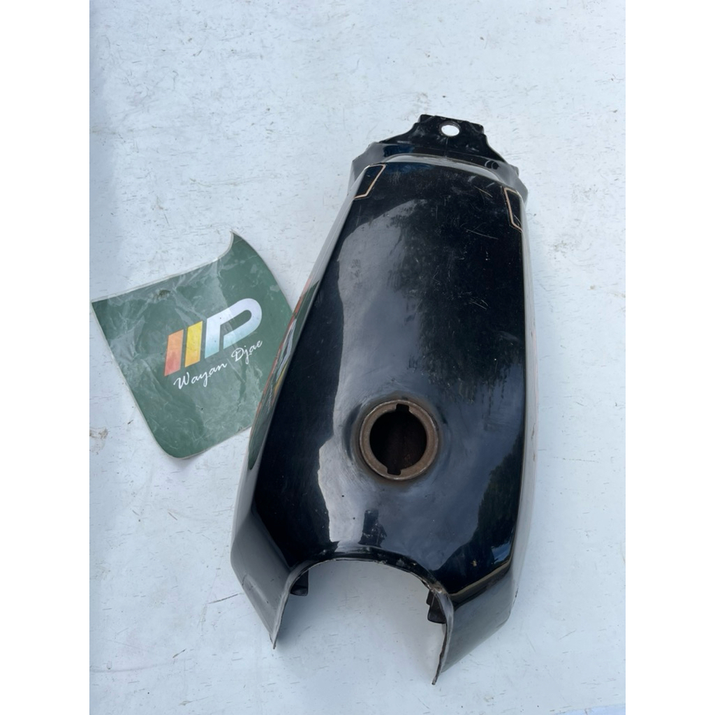 BAHAN!!!TANGKI BENSIN GASTANK HONDA WIN ORIGINAL BEKAS