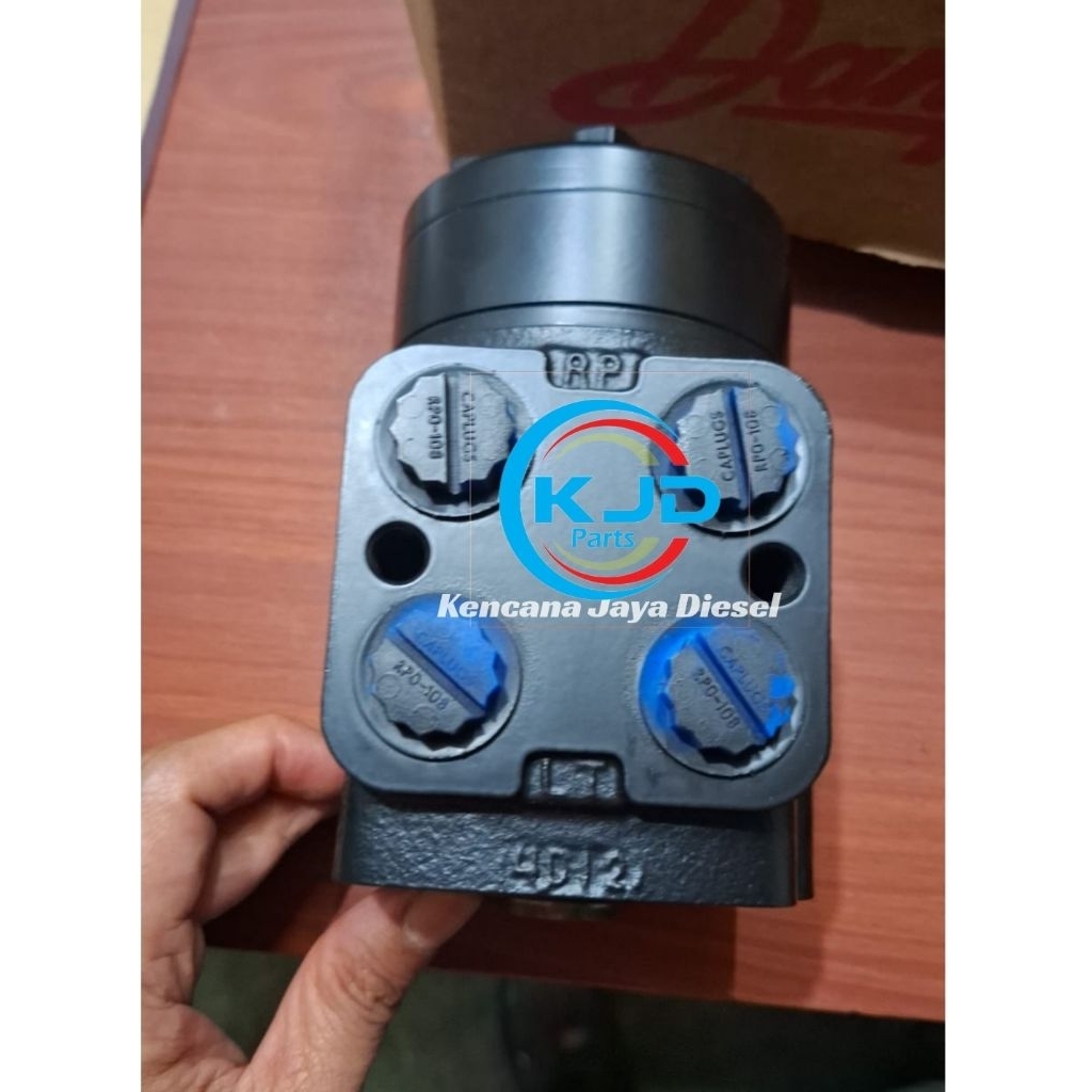 Steering Pump Komatsu GD510 GD511 23A-40-11101