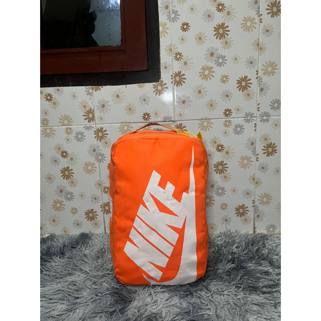 Tas Sepatu Nike