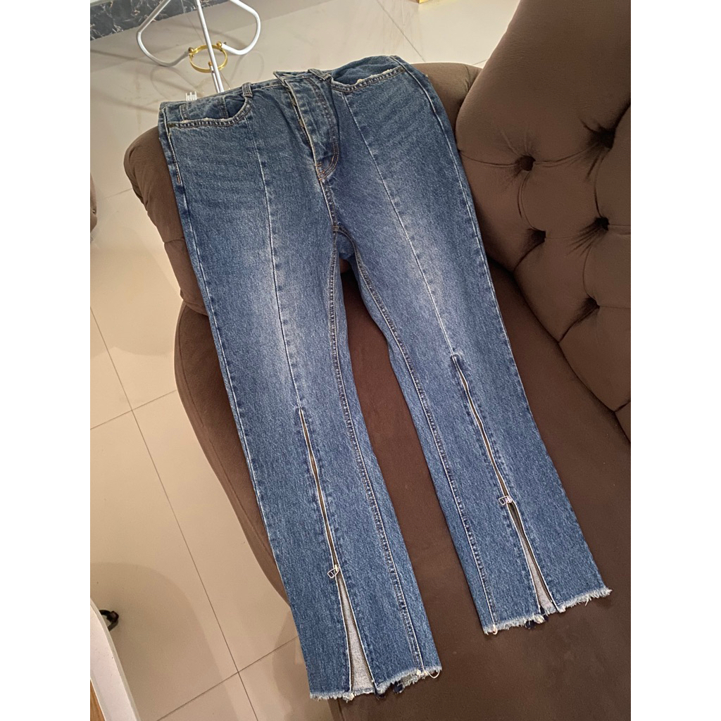 [PRELOVED] Jeans Cutbray