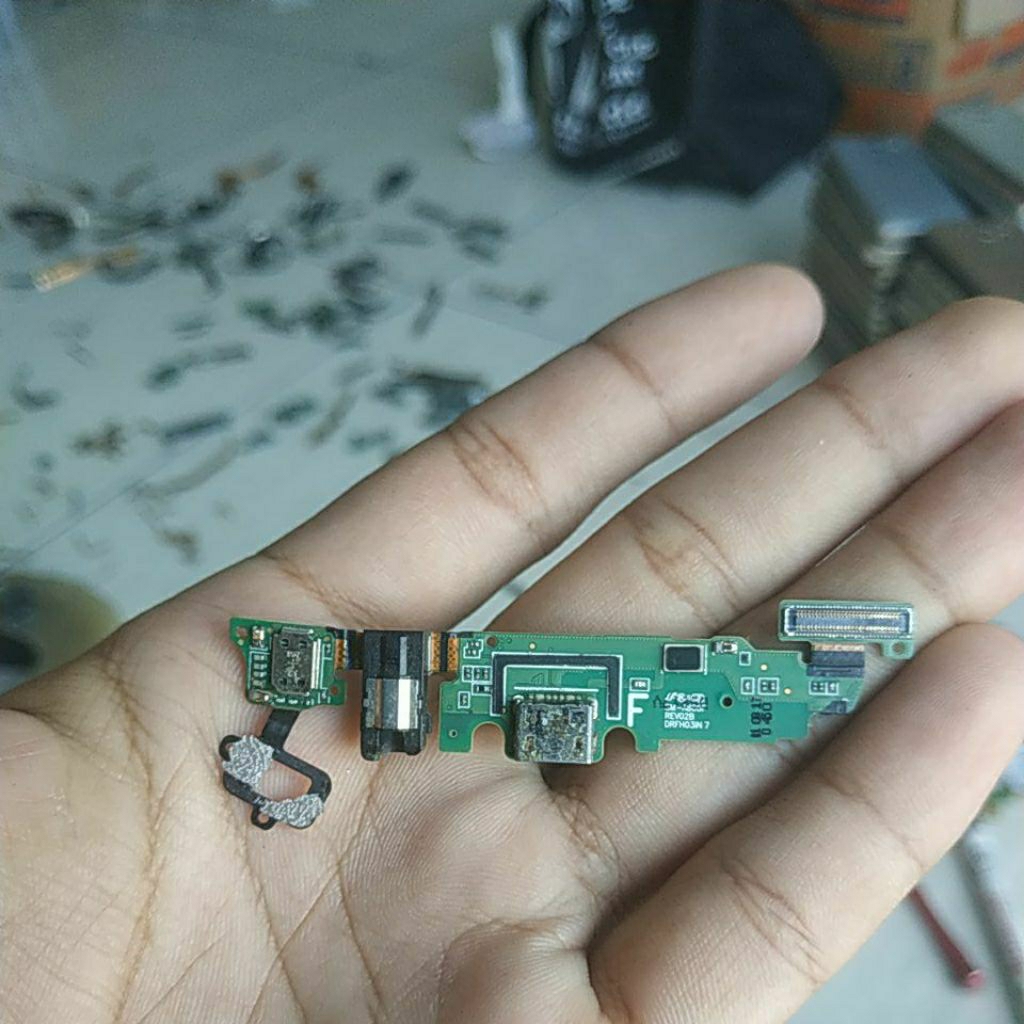 board cas bekas samsung Galaxy a8 duos