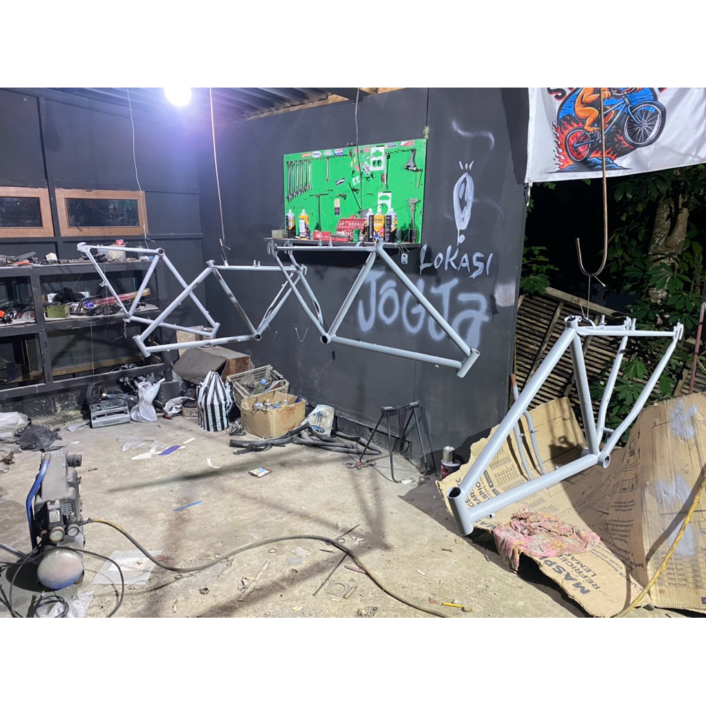 frame commuter bike 19,5 rata air manly siap rakit sudah epoxyi