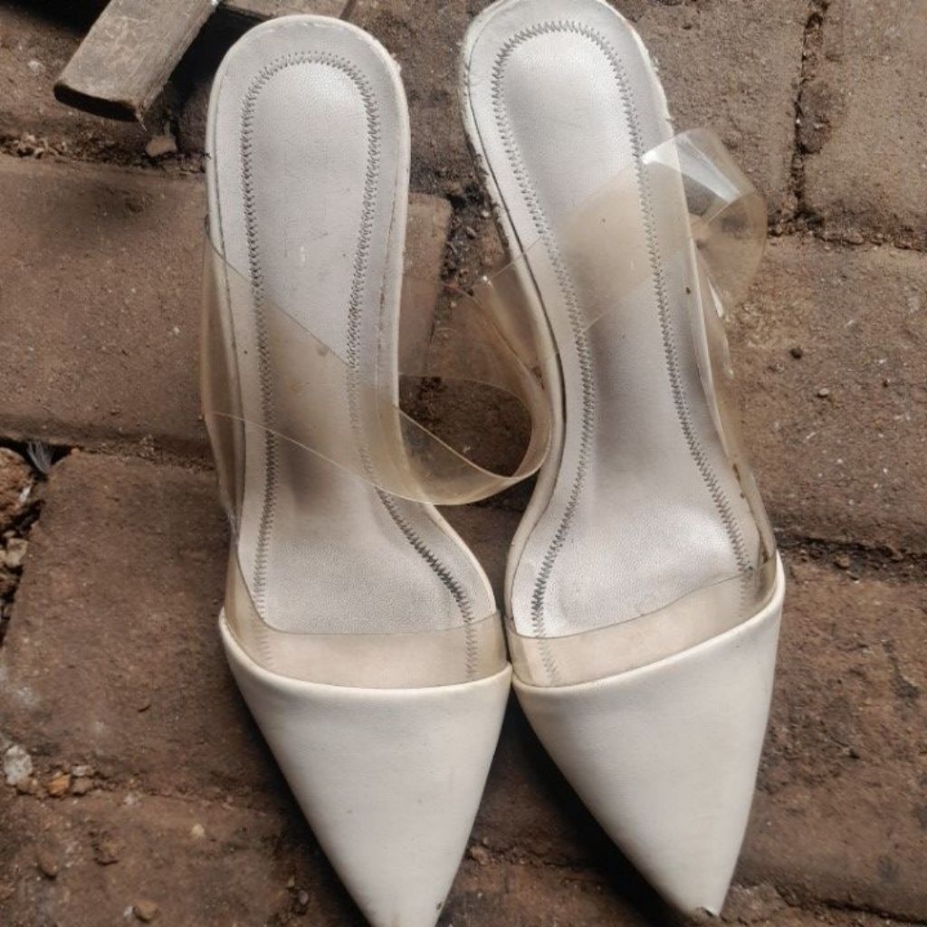 HEELS ZARA PRELOVED