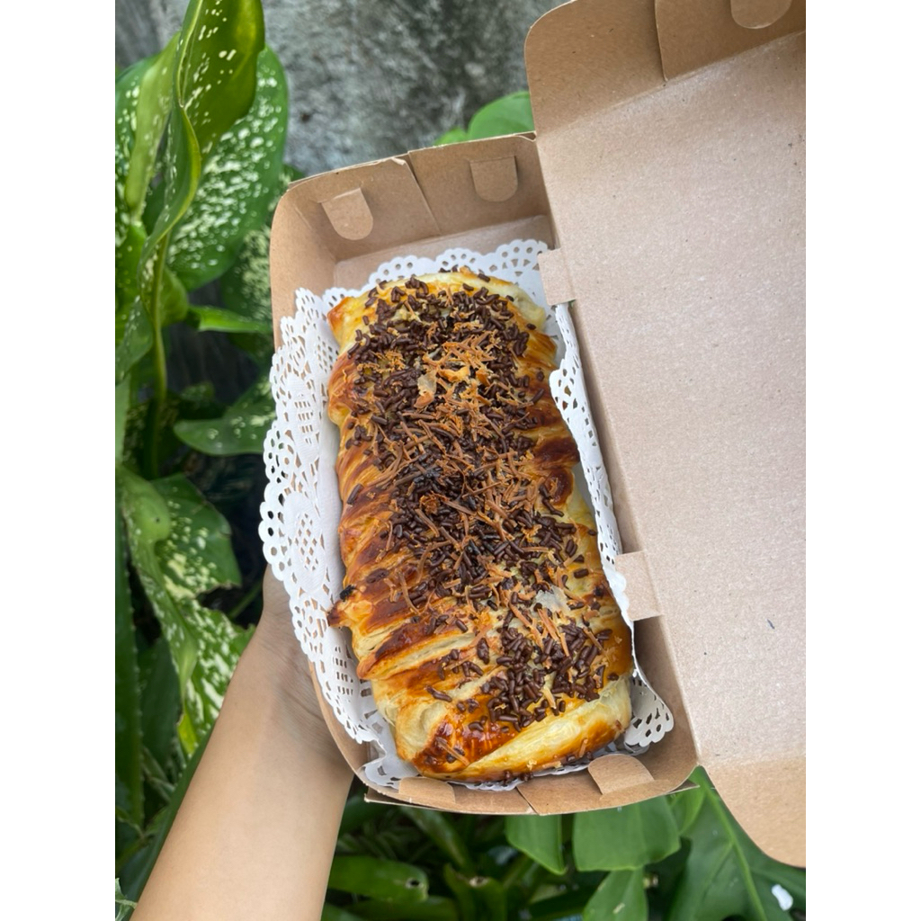 banana strudel coklat keju