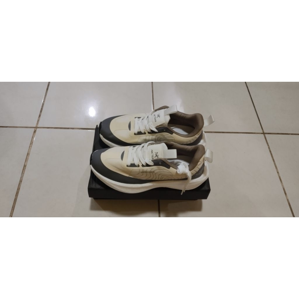 Sepatu Arcterix ukuran 41 warna sesuai foto arcteryx alterik alteric