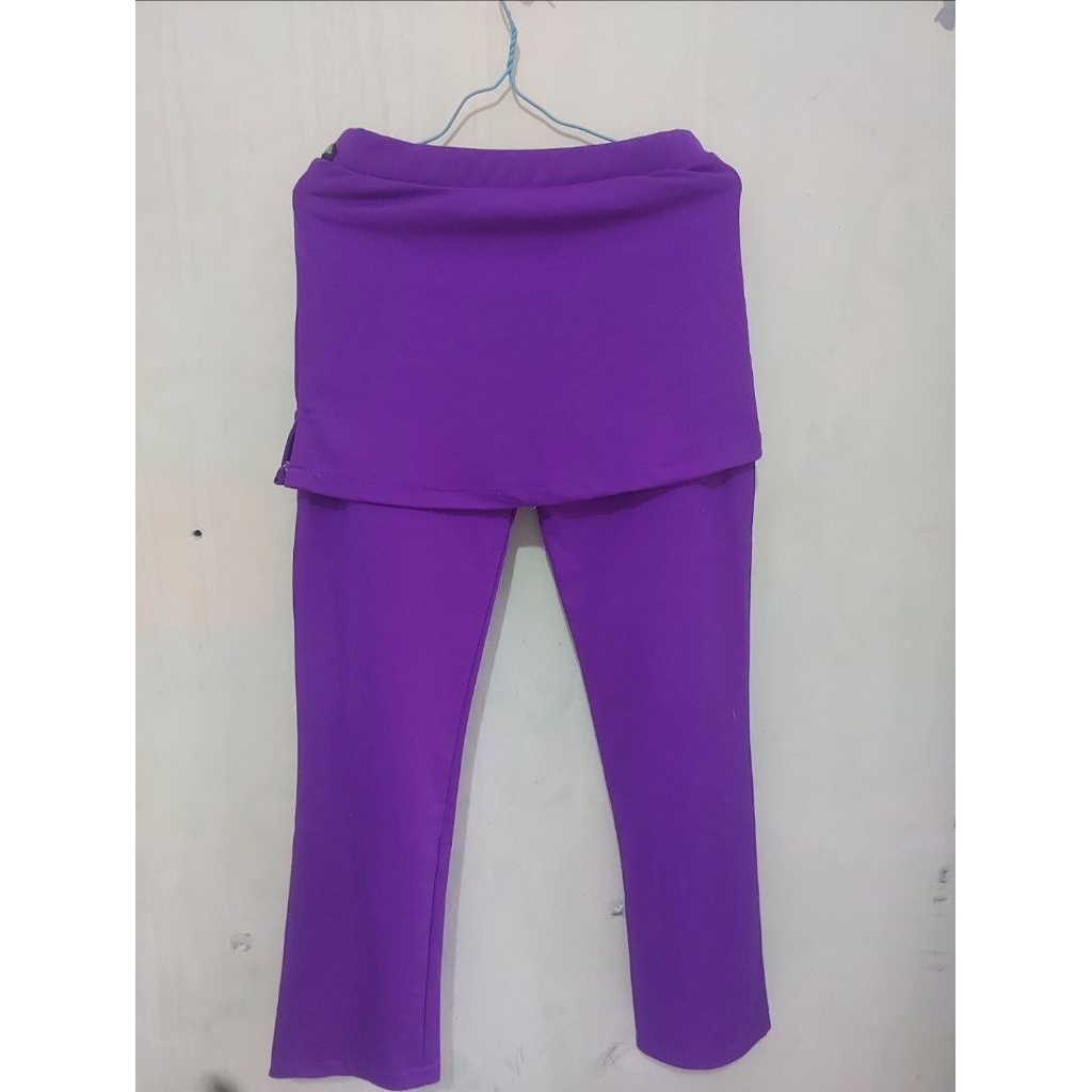 Yovis Rok Celana Warna Ungu