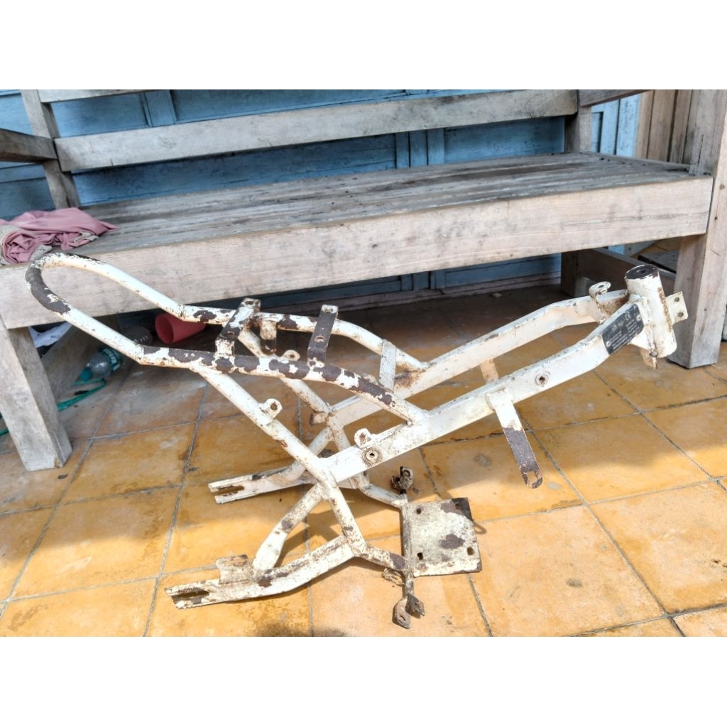 frame rangka  moto GP MINI 50CC BEKAS normal