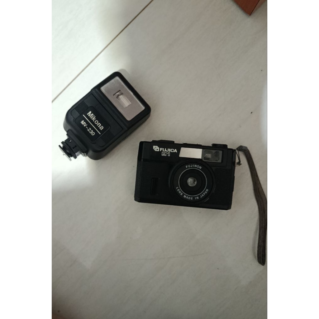 analog fujica m1 + flash