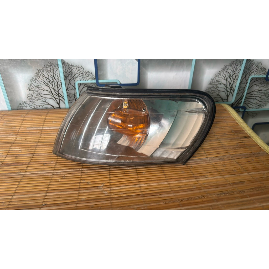 Corner lamp great corolla