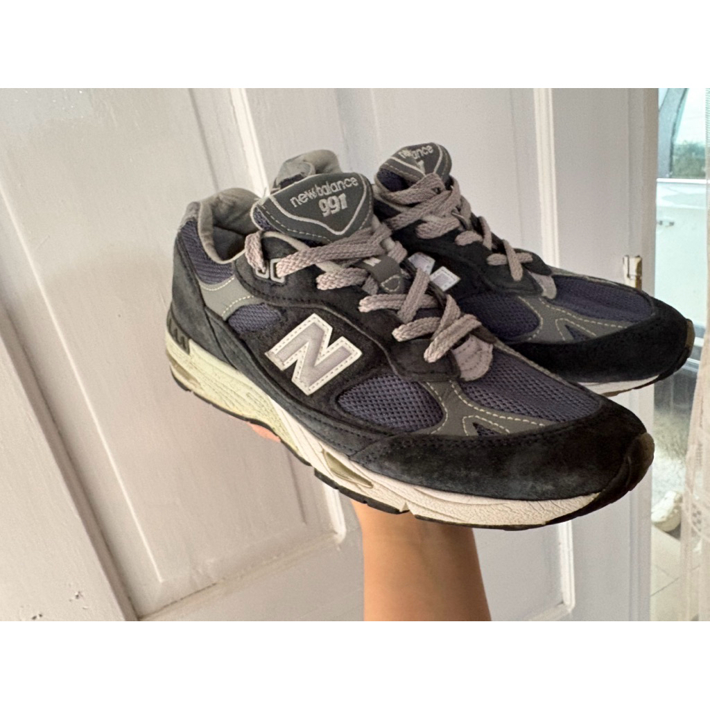 Sepatu Second NB 991 england size 37