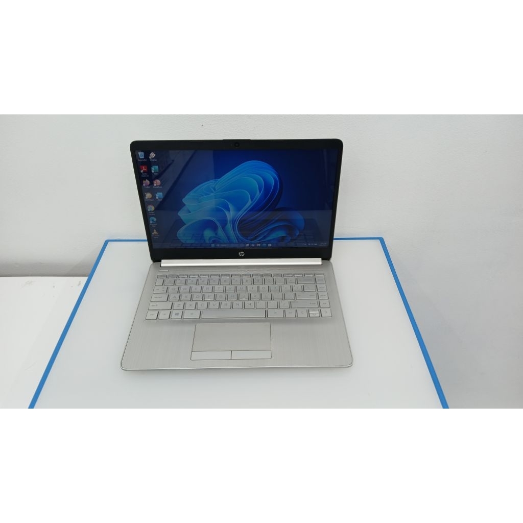HP 14s-dk0073AU AMD A4-9125 RAM 4GB SSD 128GB