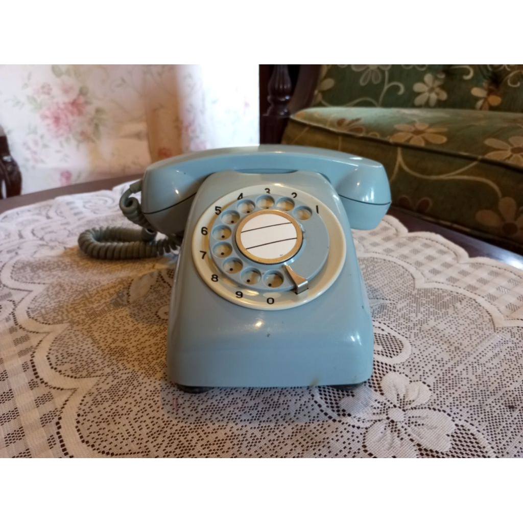 Pesawat Telepon Telpon Kabel Jadul Antik Vintage Lawas Tua Kuno Retro Klasik Classic.