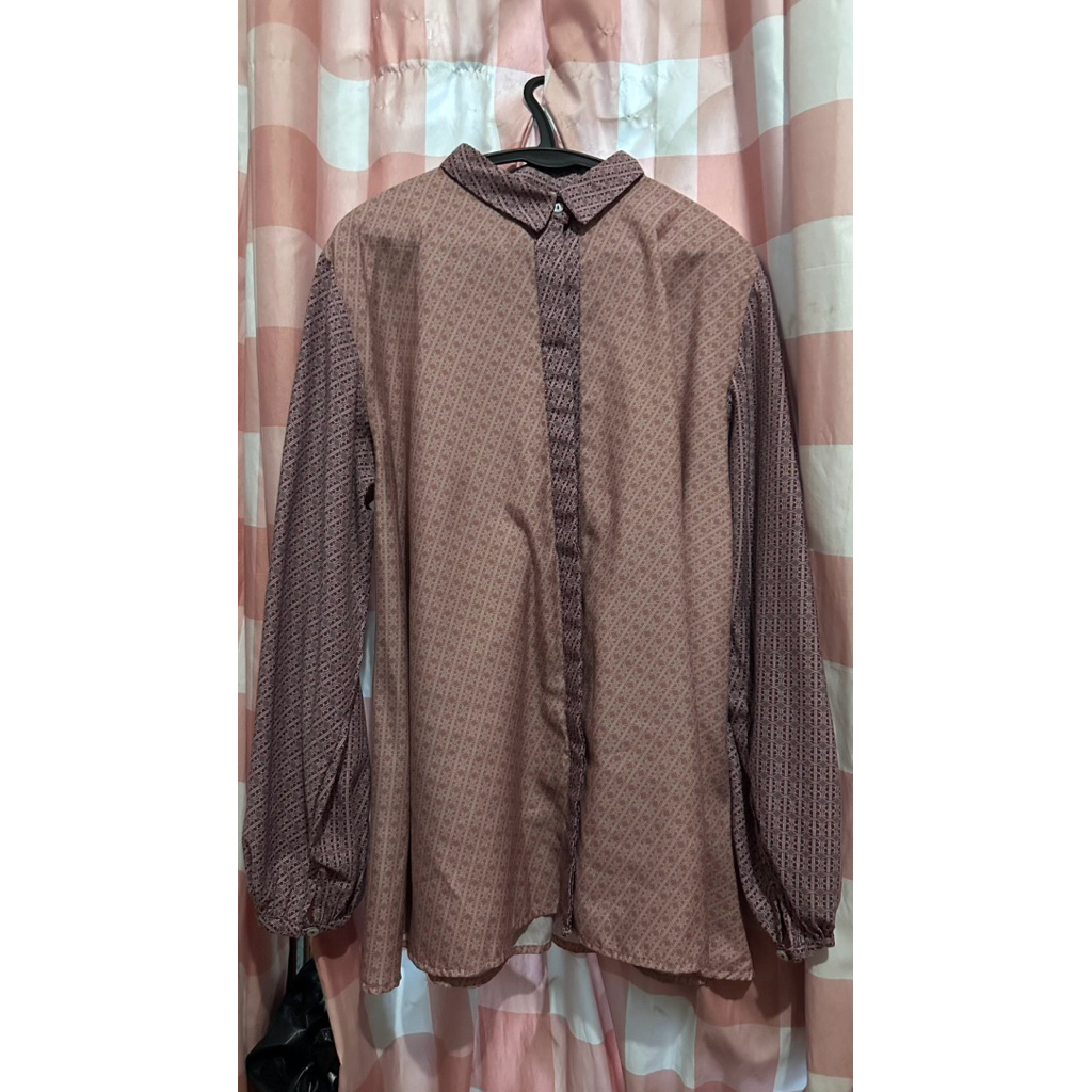 Preloved Monogram Blouse Nada Puspita