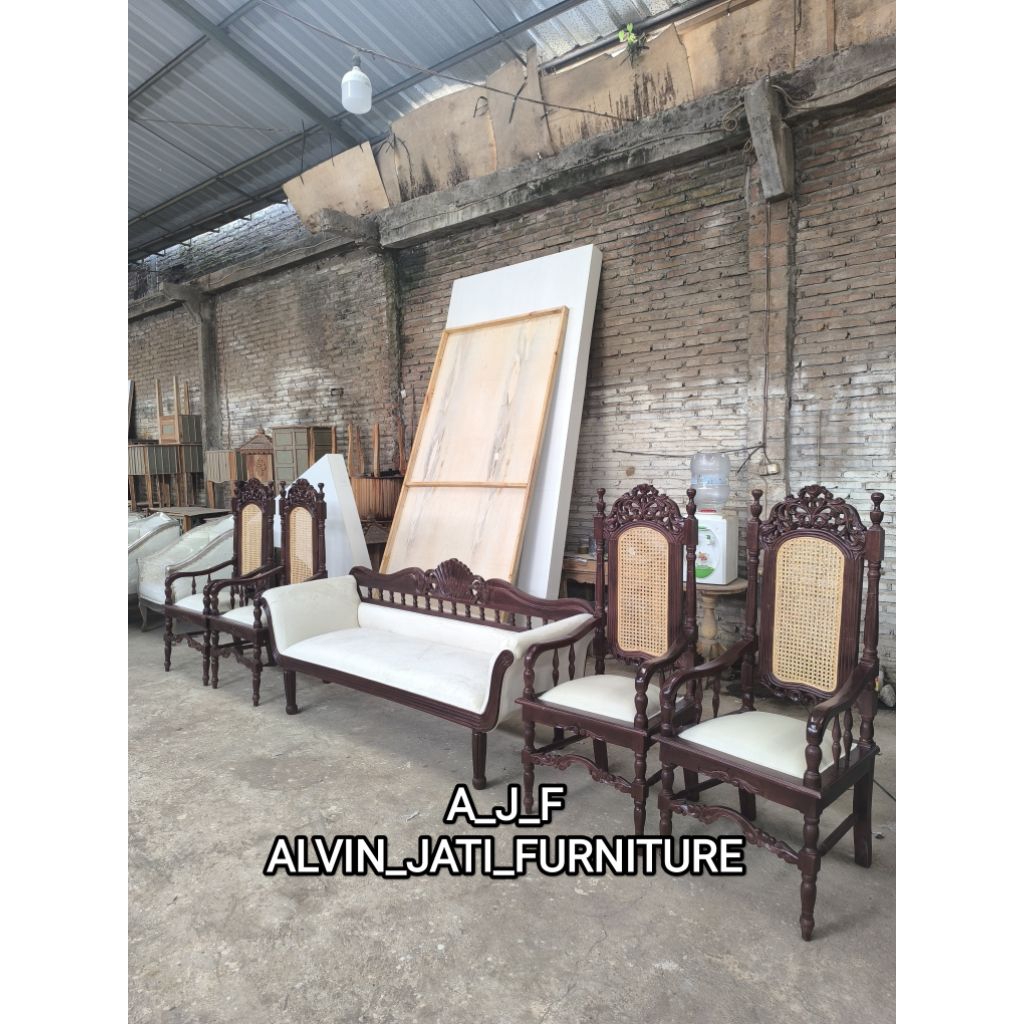 Kursi pelaminan jawa/kursi pelaminan/kursi adat jawa/kursi adat/kursi rotan/sofa pelaminan/sofa/kurs