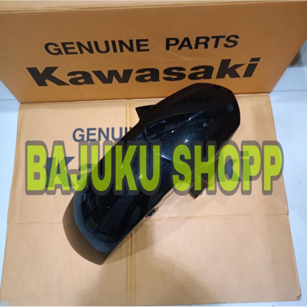 SPAKBOR DEPAN ER6 ER6N HITAM KILAP