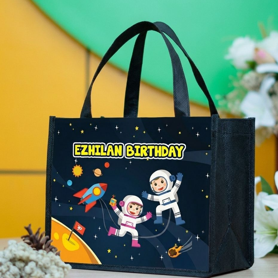 Goodie Bag Custom Astronot Bisa Pakai Nama Tas Ultah Karakter 2 Hari Jadi