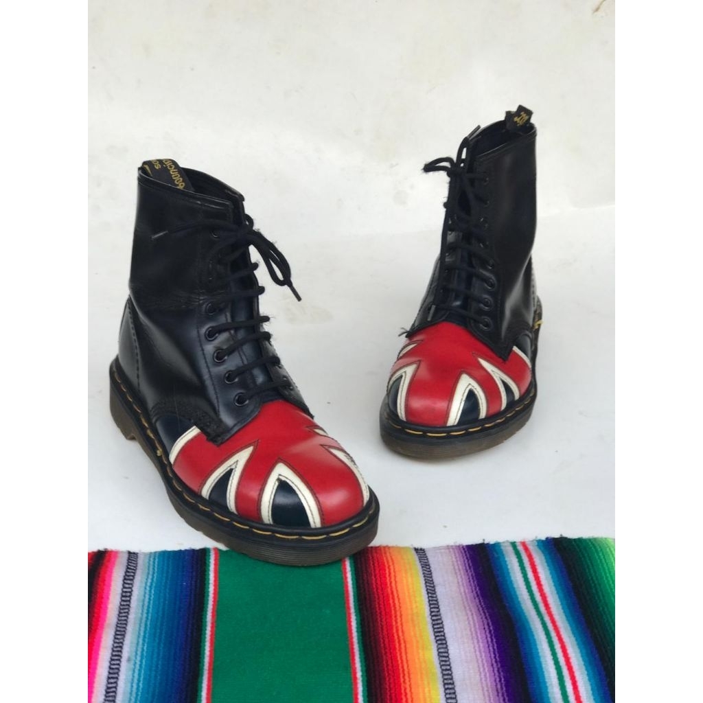 dr martens UJ 7uk MIE