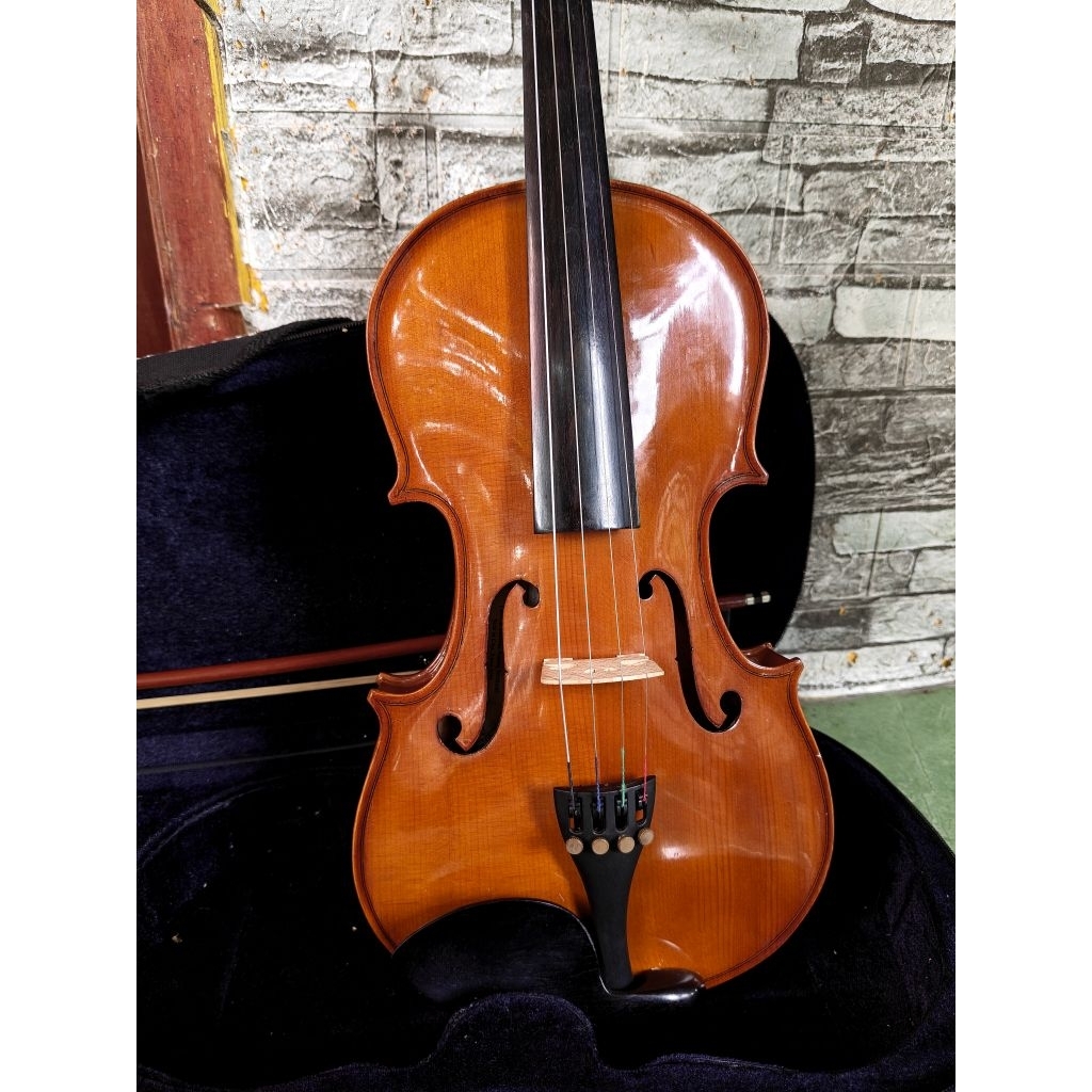 biola Fransesco cervini by cremona hv300  solid Wood 100% preloved secound