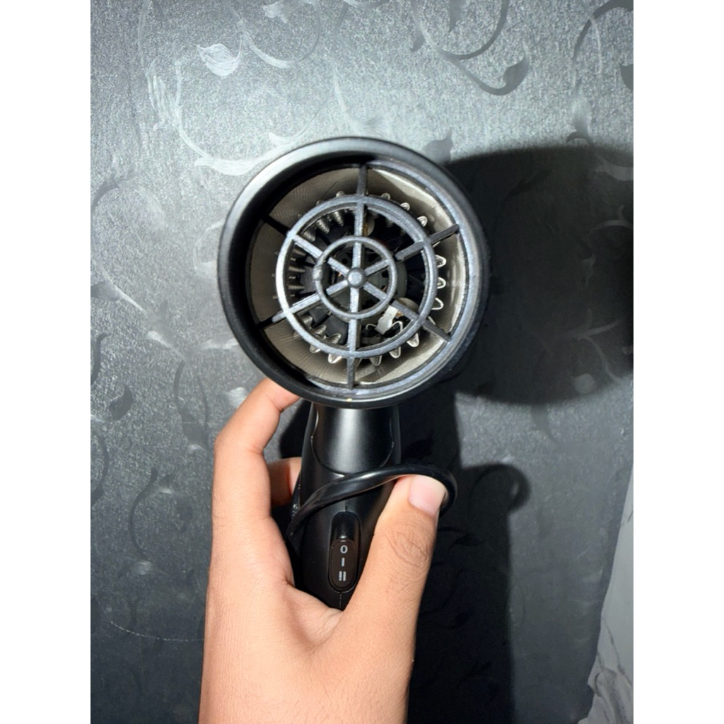 hair dryer kris