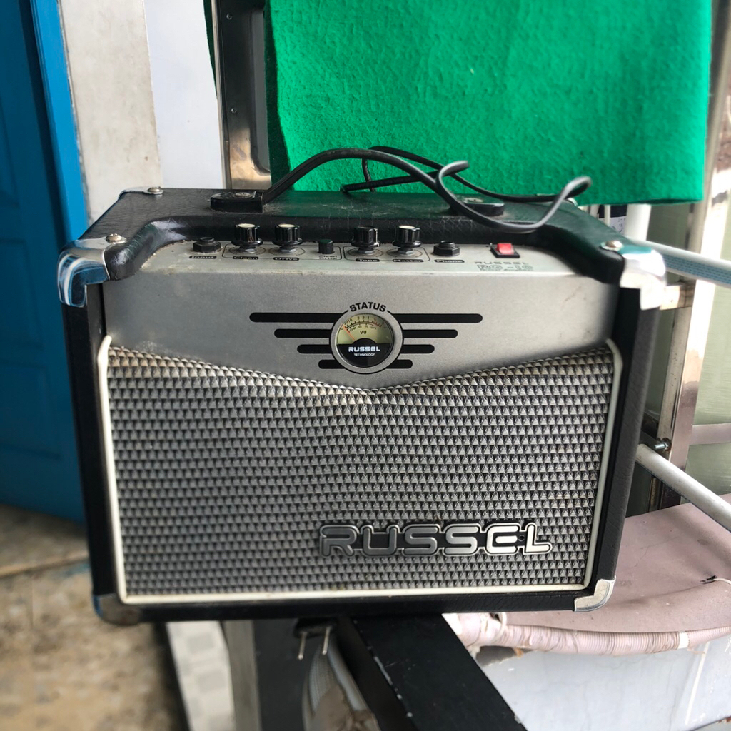 ampli russel rg 10