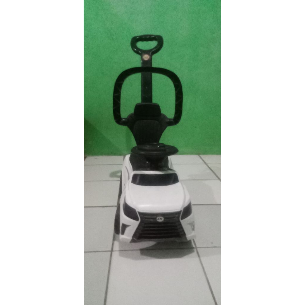 mobil mobilan bayi