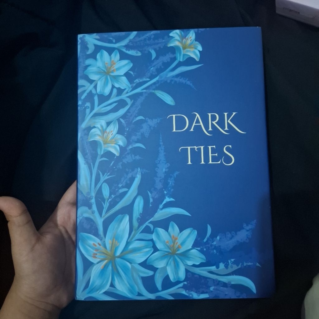 [PRELOVED] Novel Hard Cover