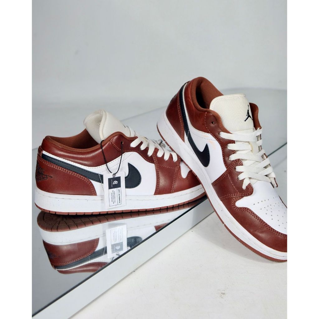AJ 1 LOW SE DARK PONY