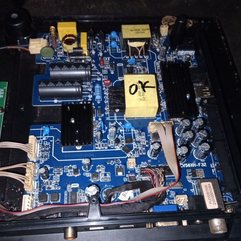 MB Polytron 32B1550
