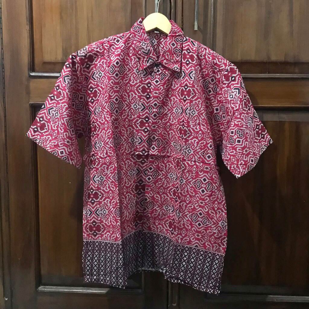 Preloved Batik Pria Merah Lengan Pendek