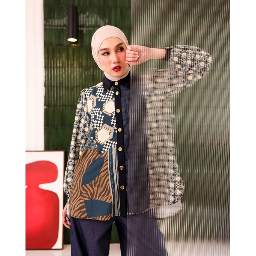 Zaskia Sungkar Meva Blouse