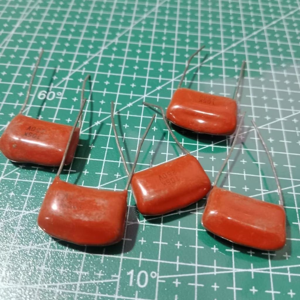Kapasitor Film / Polyester 1uf (105K) (155A)250V