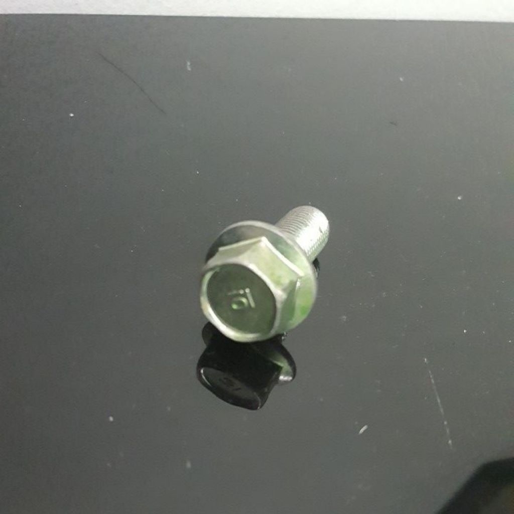 Baut Kaliper Rem Grand Livina March Livina Juke Sentra Versa Kicks Original