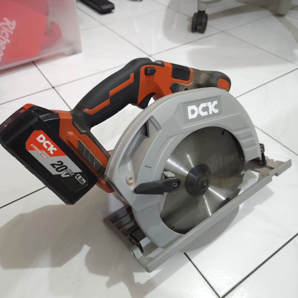 Circular Saw Cordless DCK KDMY02-185 - 1 Batre