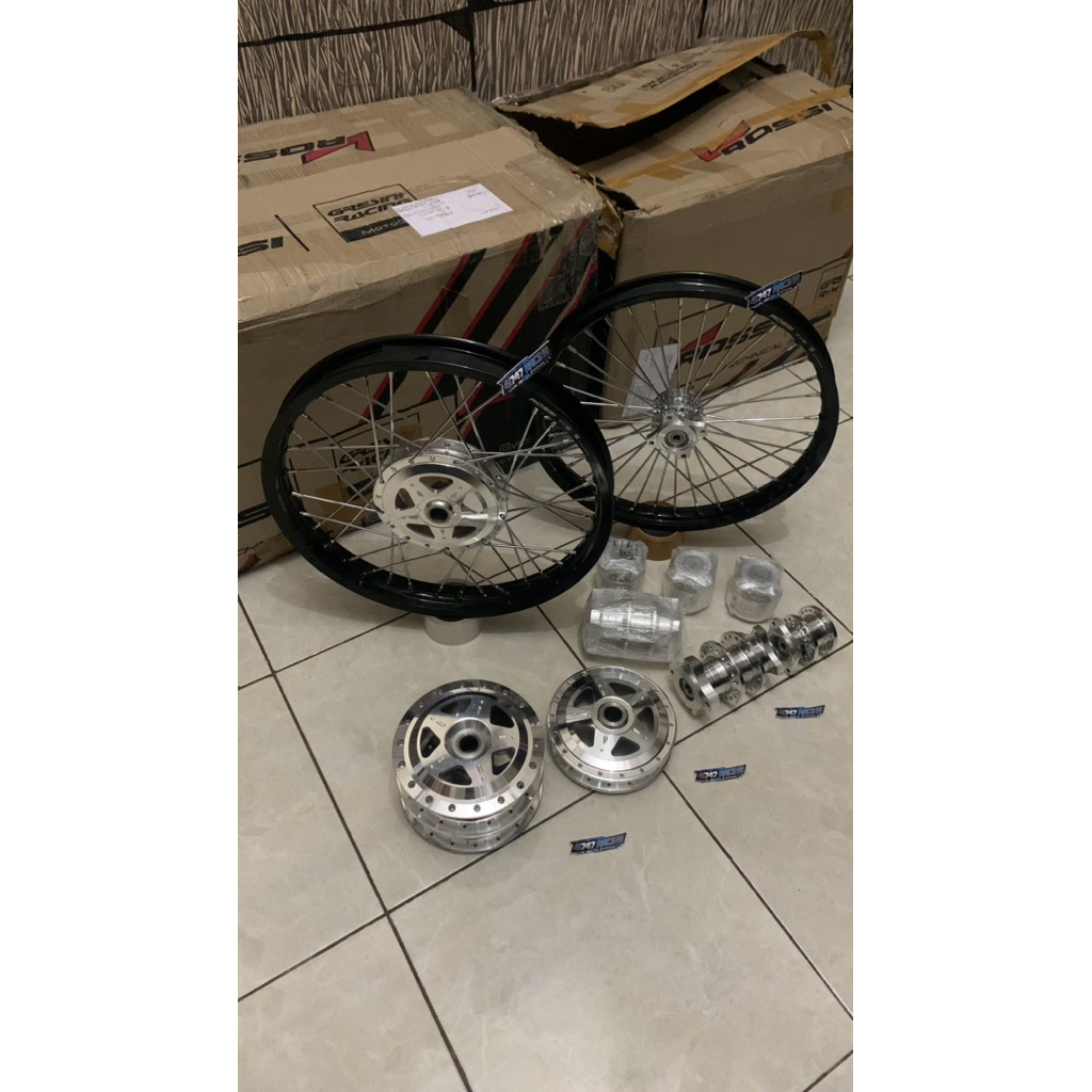 VELG SET VARIO 125/150 TROMOL DEPAN KECIL BELAKANG COAK