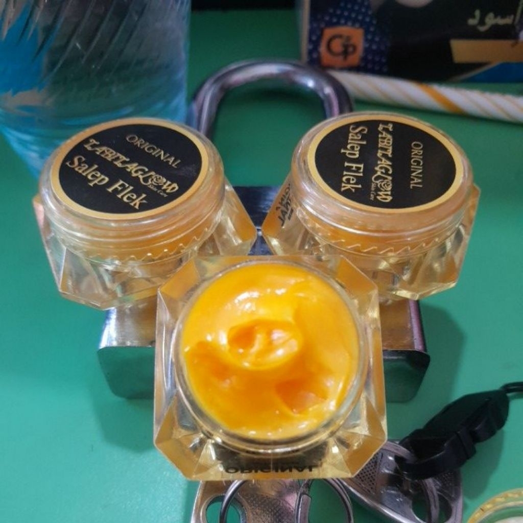 Salep Flek TabitaGlow Original- Mencerahkan Wajah, Meratakan Warna, Mengatasi Jerawat dan flek pada 