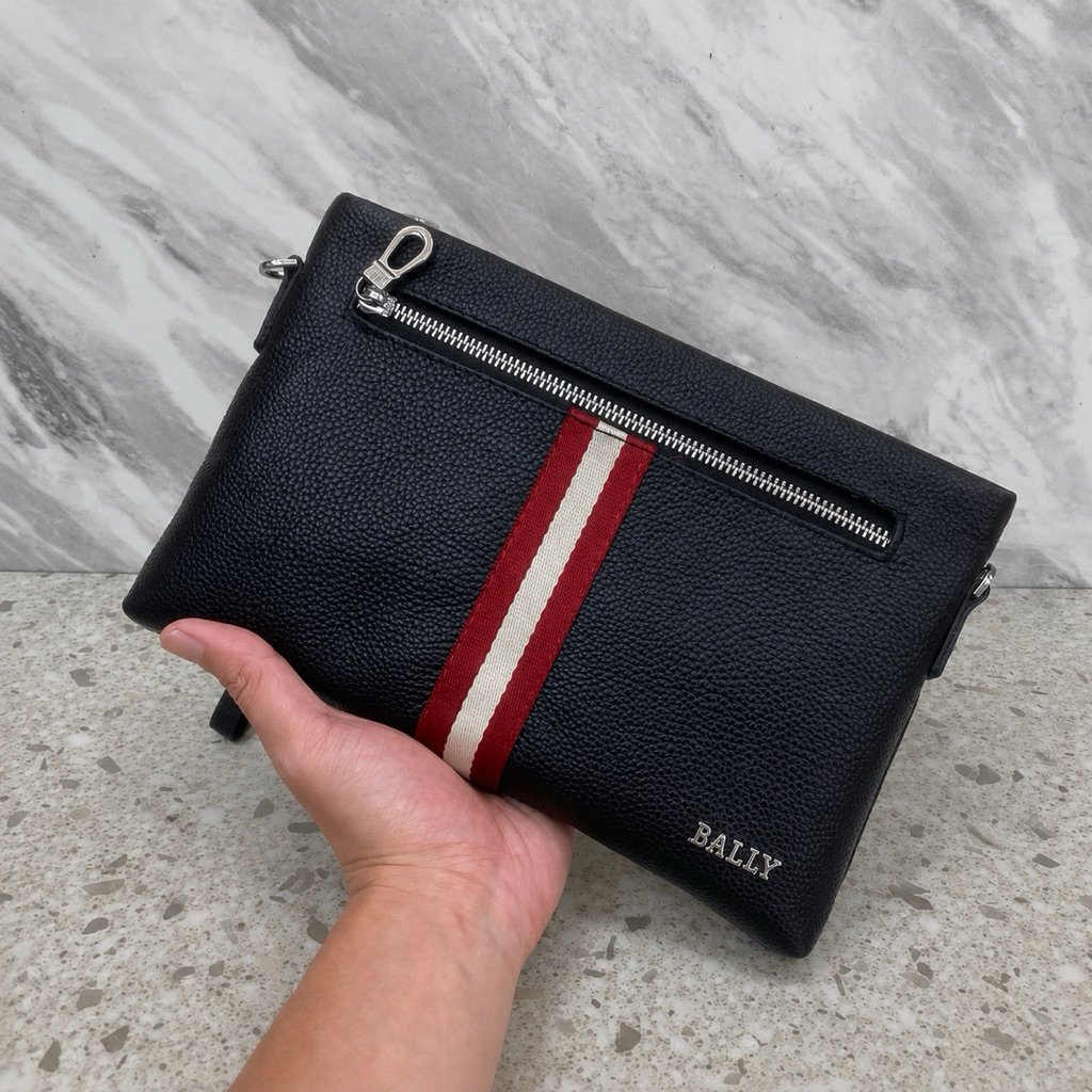 TAS BALLY SELEMPANG PRIA POUCH CLUTCH KULIT PREMIUM HITAM MODEL FORMAL ELEGAN TALI PANJANG