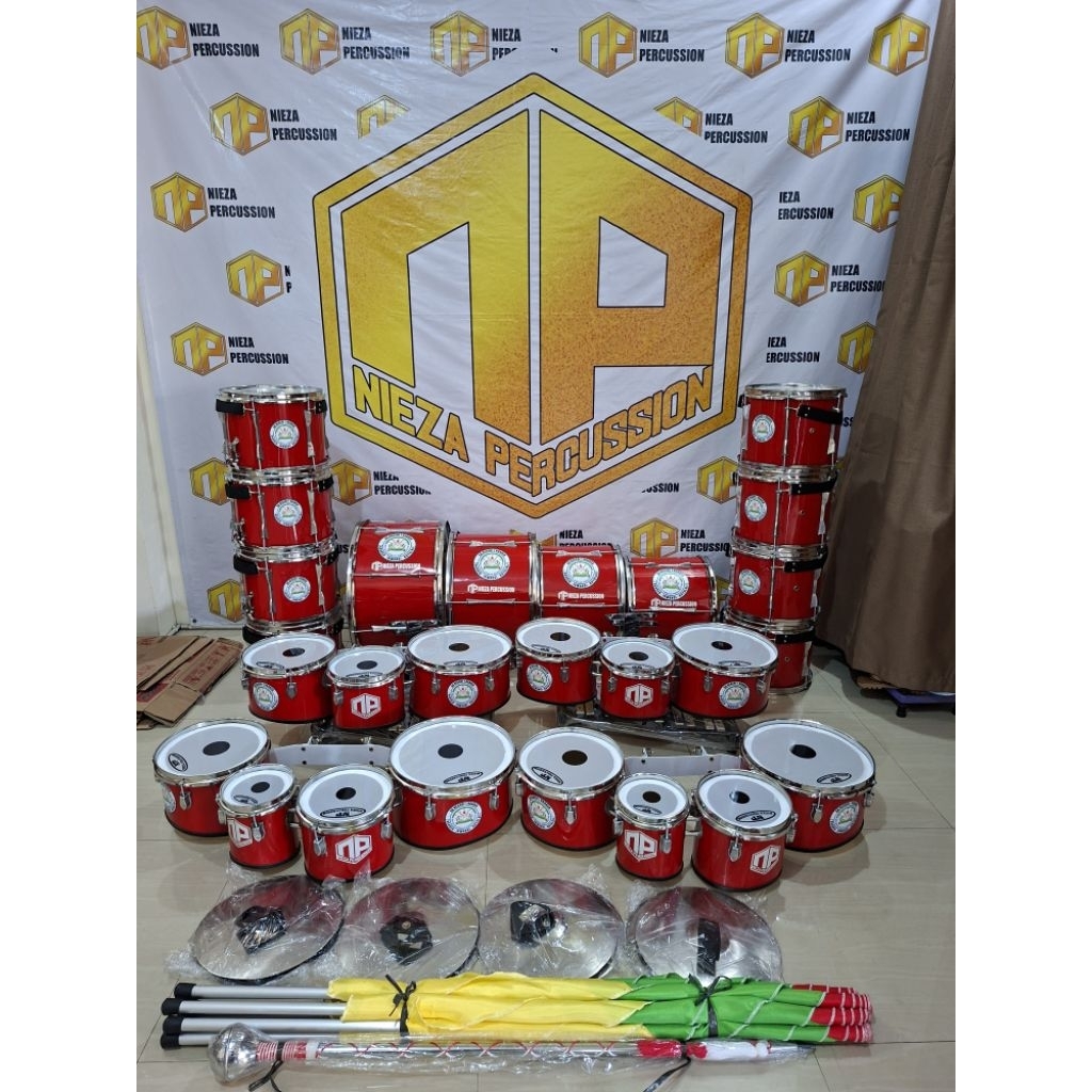1 set Marching Band SD 33 Personil