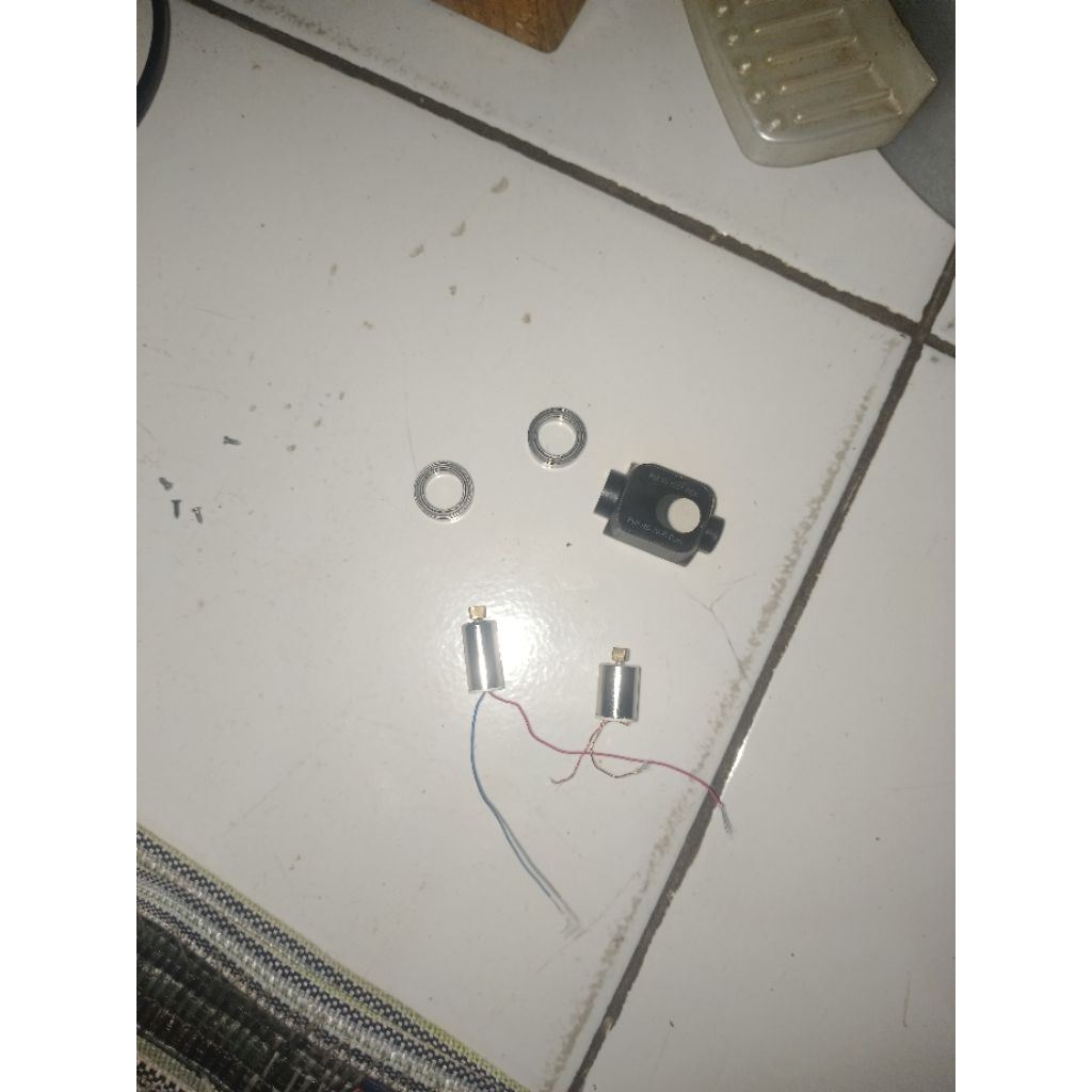 motor gimbal + bering & kaca sjrc f11