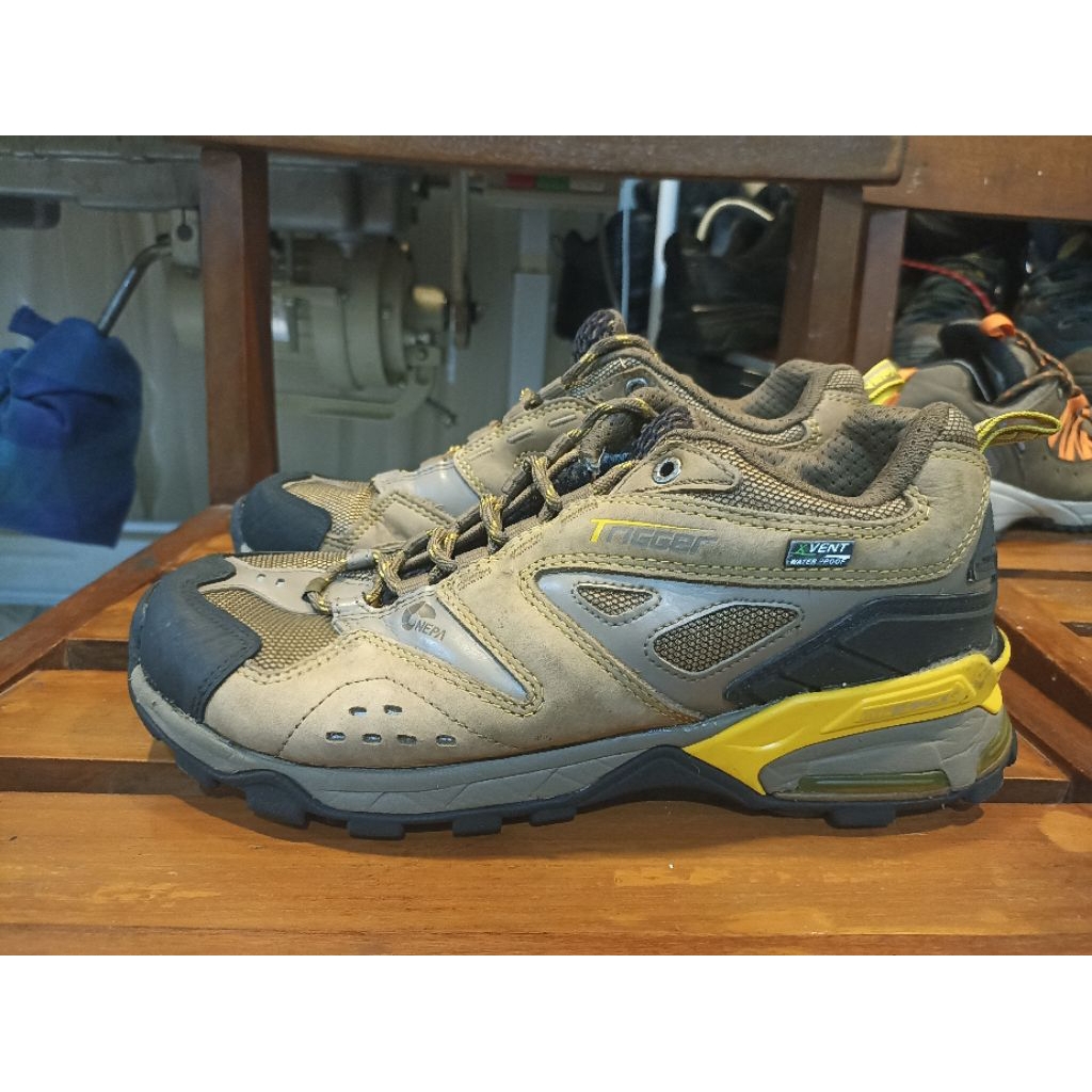 sepatu outdor nepa