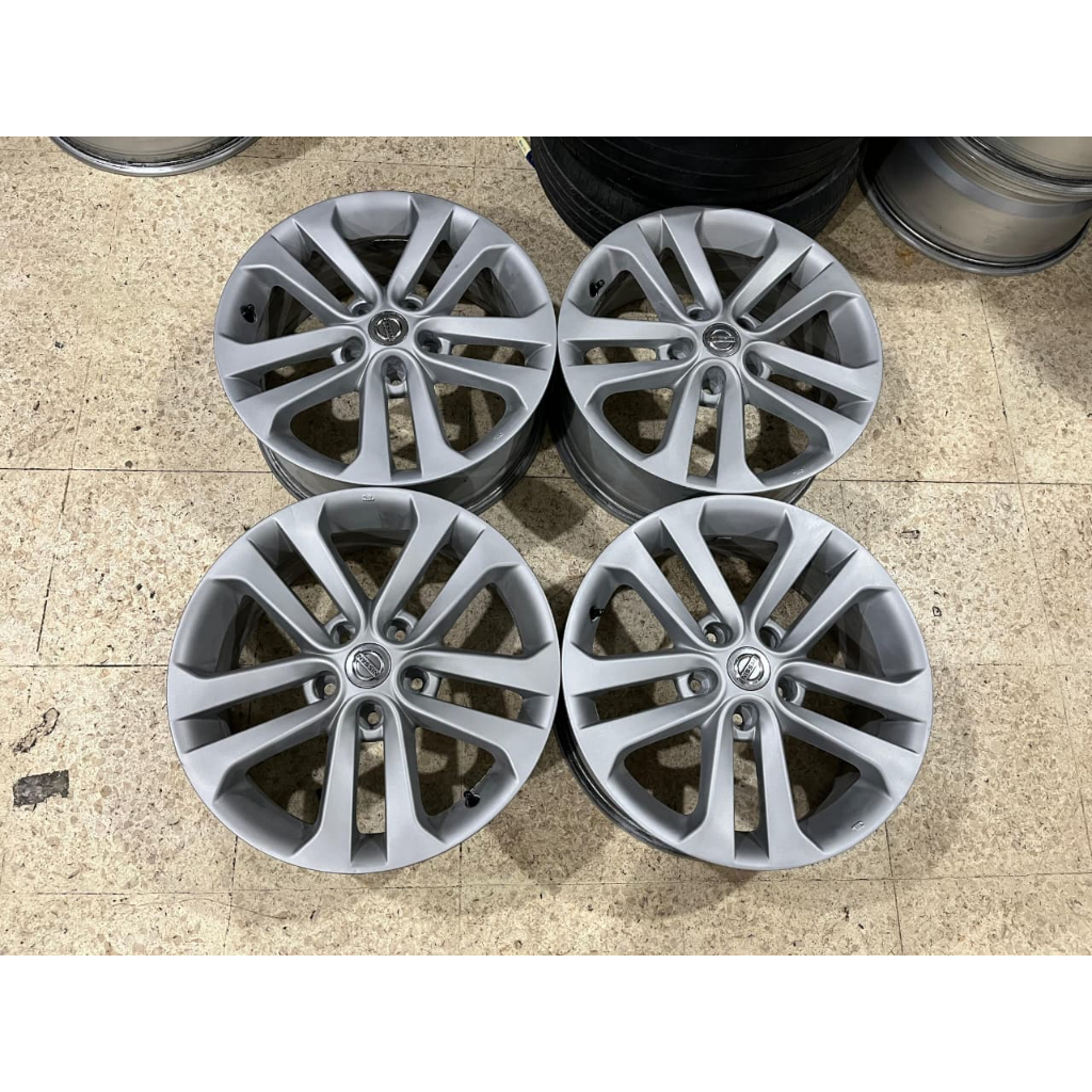 VELG MOBIL NISAN JUKE R17 LEBAR 7 PCD 5X114,3 ORIGINAL
