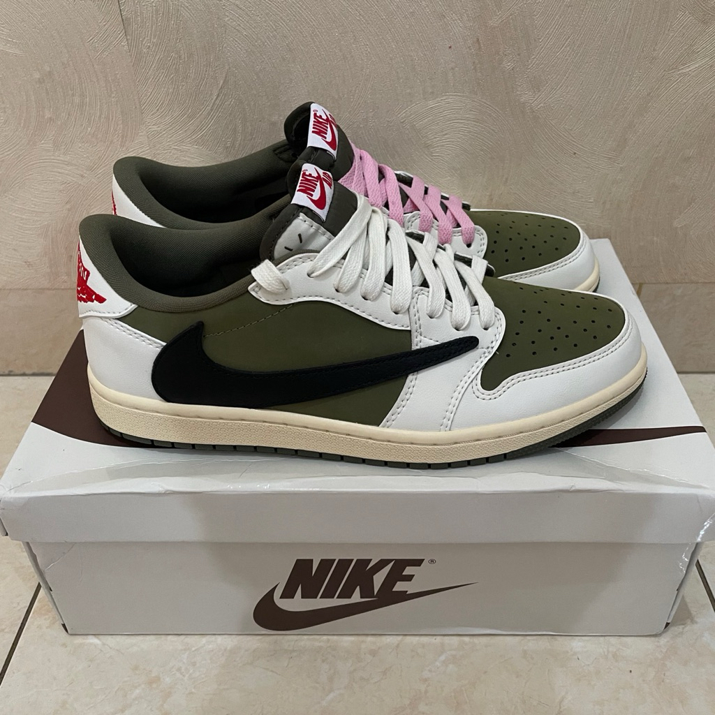 Nike Air Jordan 1 Low x Travis Scott “Medium Olive”
