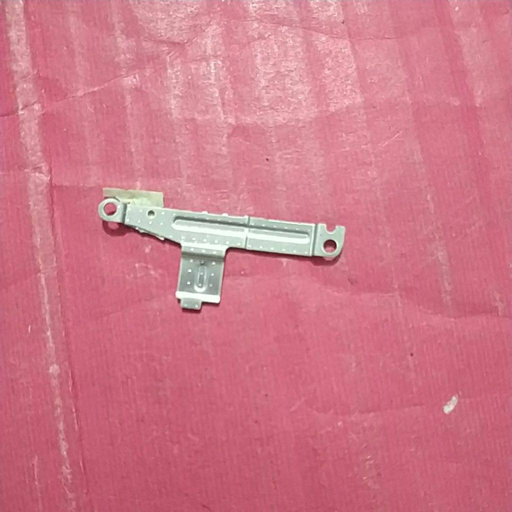 seng penutup bekas realme 3