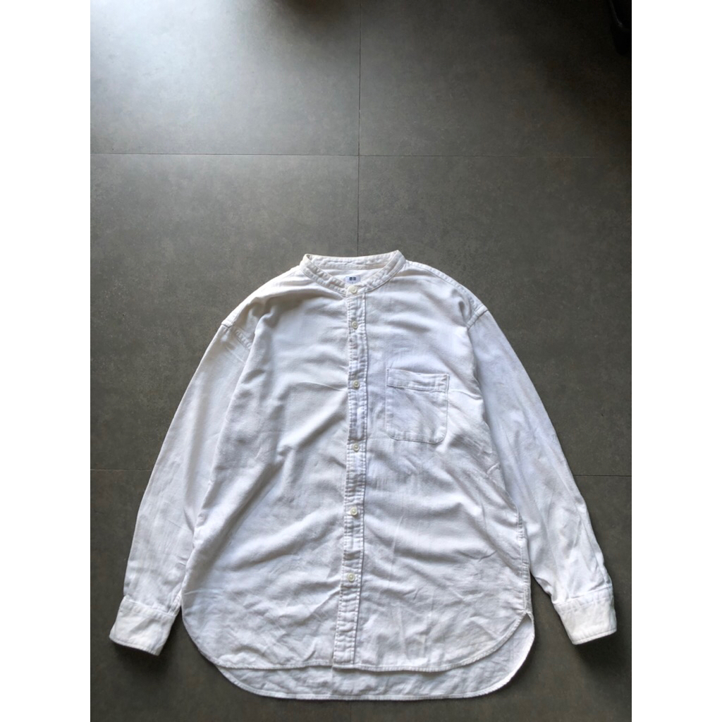 Uniqlo sanghai basic shirts