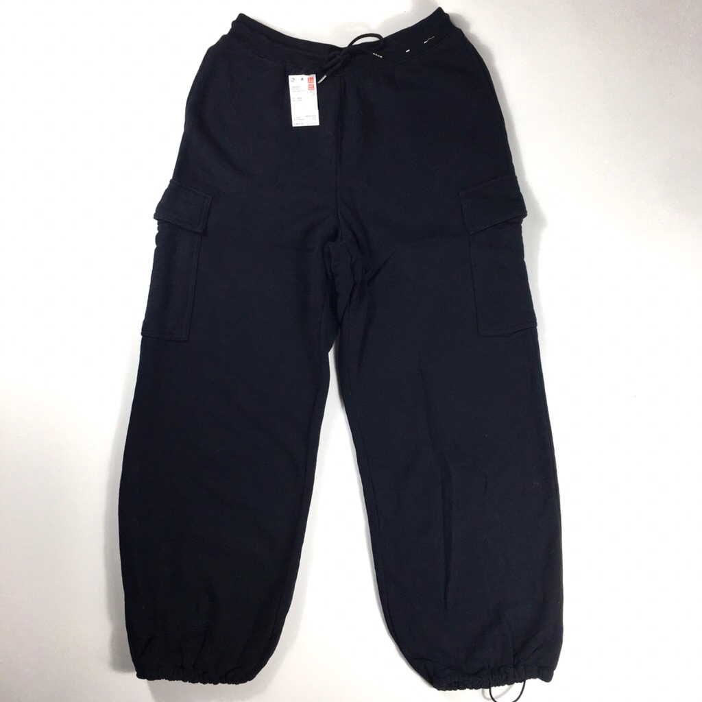 Celana jogger uniqlo cargo hitam