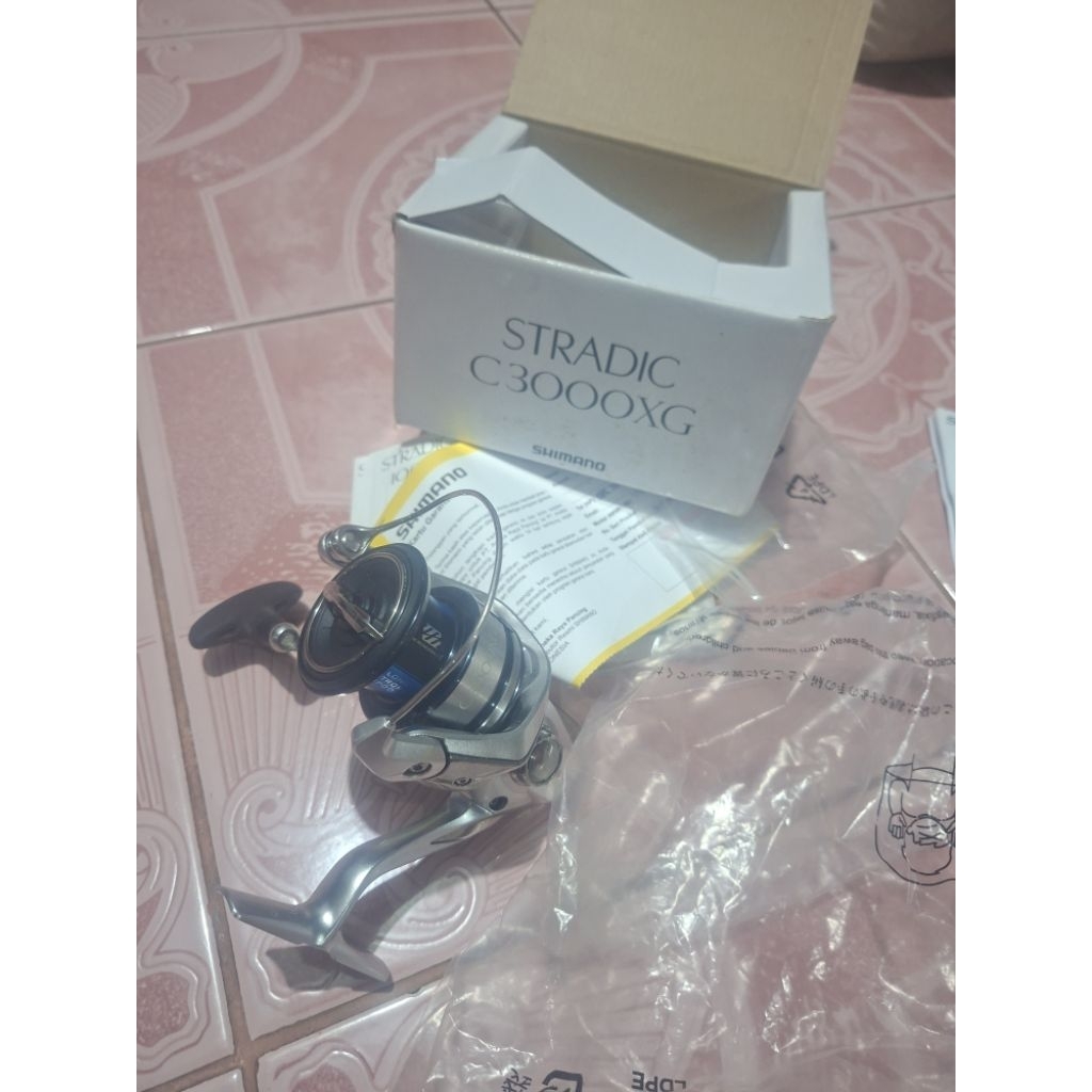reel shimano stradic C3000XG