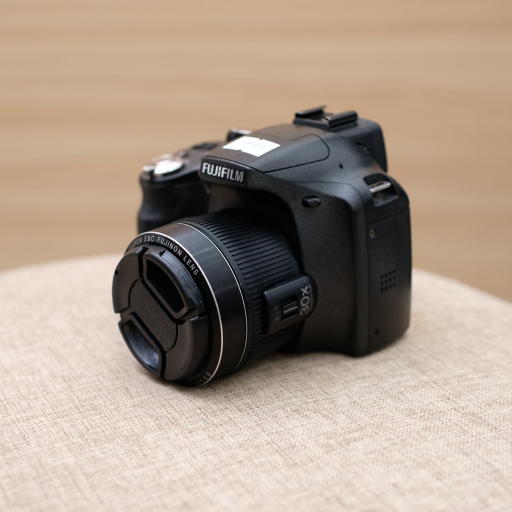 FUJIFILM FINEPIX SL 300 30X ZOOM  KAMERA SECOND FUJI DIGICAM MURAH SIAP PAKAI SL300