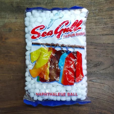 SEAGULL NAPHTHALENE BALL 1KG - KAMPER BAJU 1KG