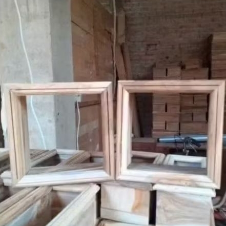 Loster Kayu Jati Ukuran 20 x 20 cm