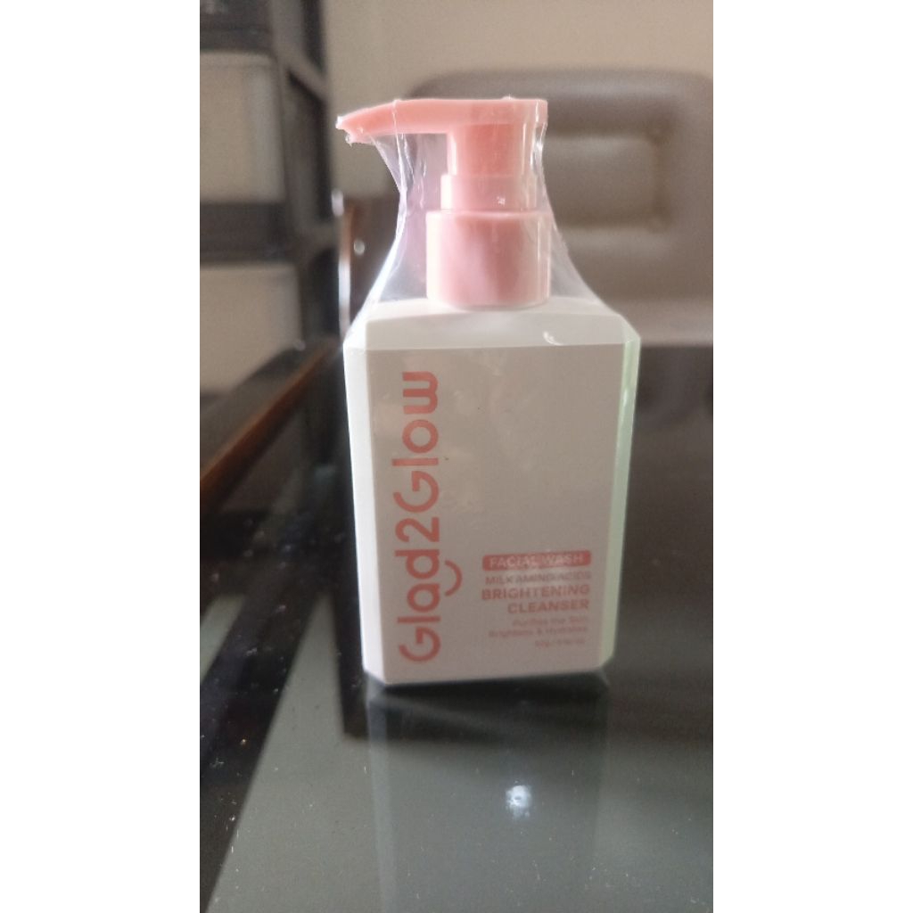 Face Wash Glad2Glow / Facial Wash Glad2Glow
